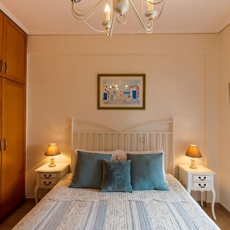 Barbati Seafront Luxury Suites Eksteriør billede