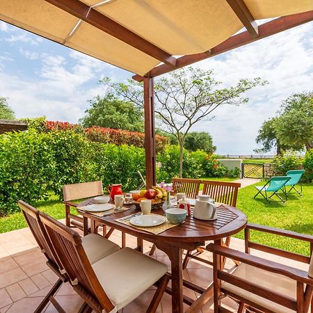 Barbati Seafront Luxury Suites Eksteriør billede